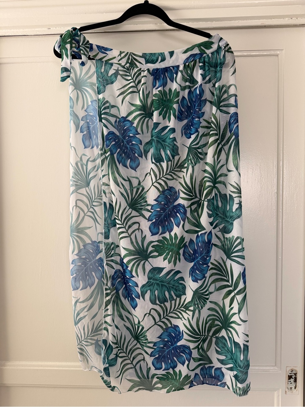 Women’s White Tropical Leaf Swim Cover-Up - Blue & Green